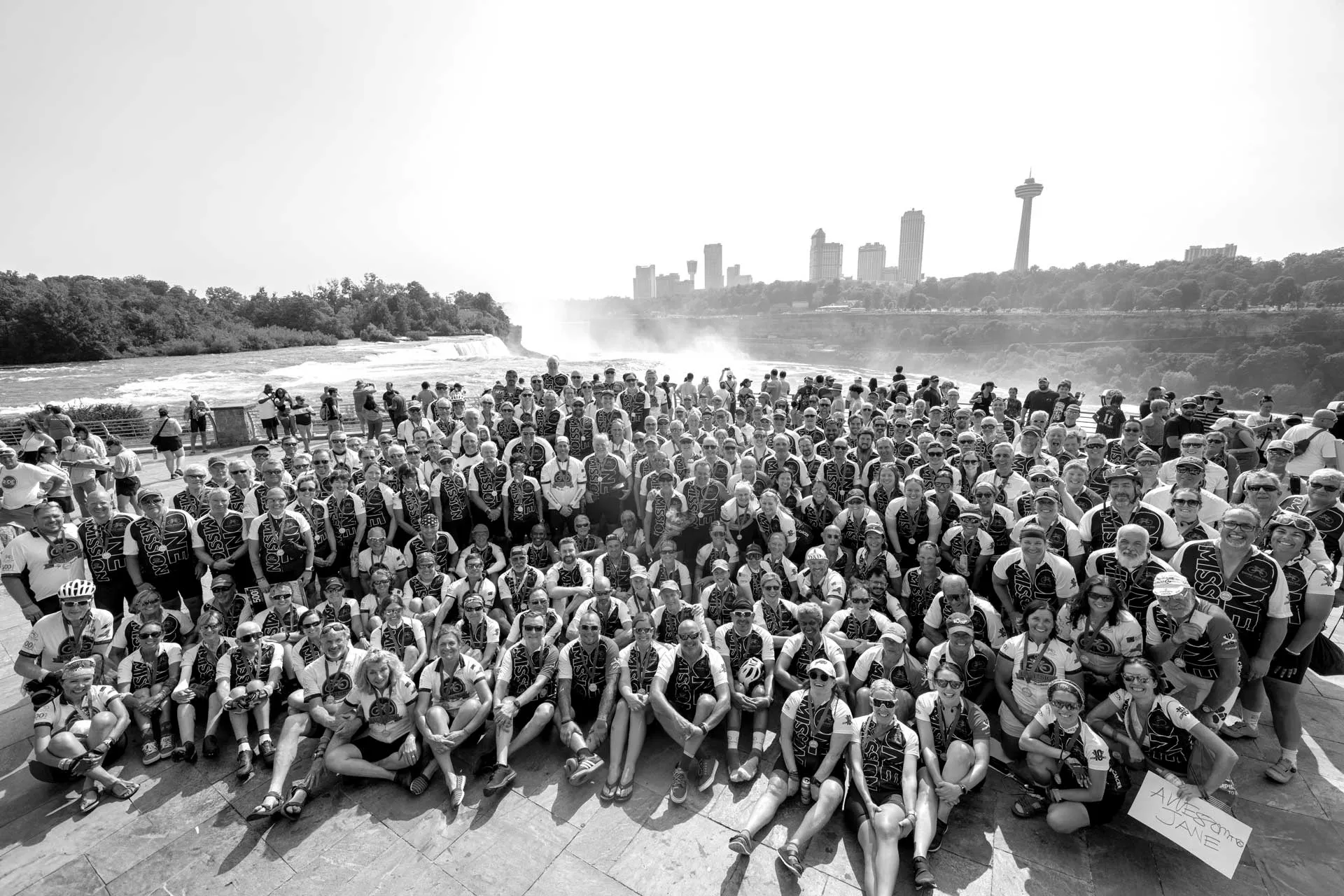 Hundreds of Empire State Ride cyclists gathered for a group photo in matching jerseys