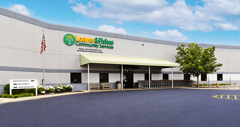 Exterior front entrance of the Loaves & Fishes Naperville Market & Resource Center