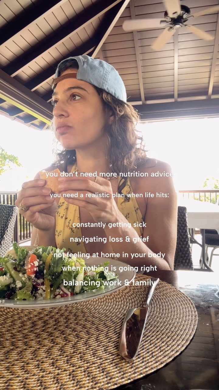 Chloe in a yellow sundress and blue cap eating at an outdoor table, with text about nutrition coaching
